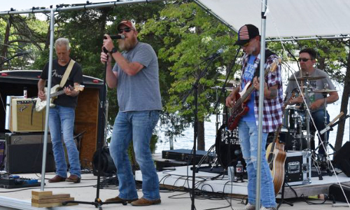 Statesville Hosts Red Dirt Revival