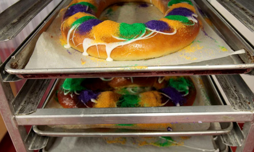 Thief Steals 7 King Cakes In A Very Mardi Gras Way