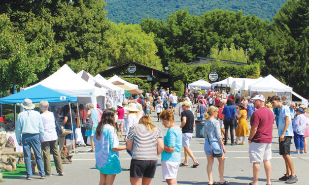 Creativity Unleashed At Mount Mitchell Crafts Fair, Aug. 2-3