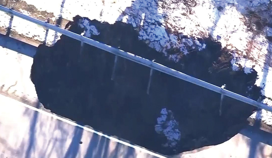 Sinkhole In New Jersey Keeps I-80 Closed After A Section Collapses Into An Abandoned Mine