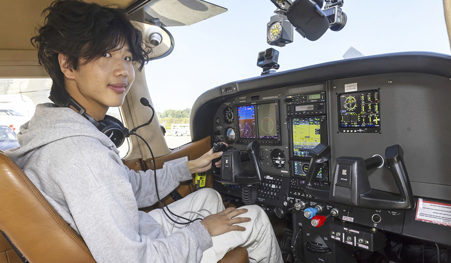 US Teen Influencer Has Been Stranded In Antarctica  Since Landing Without Permission