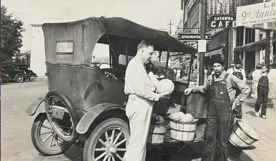 The Farmers Market Tradition