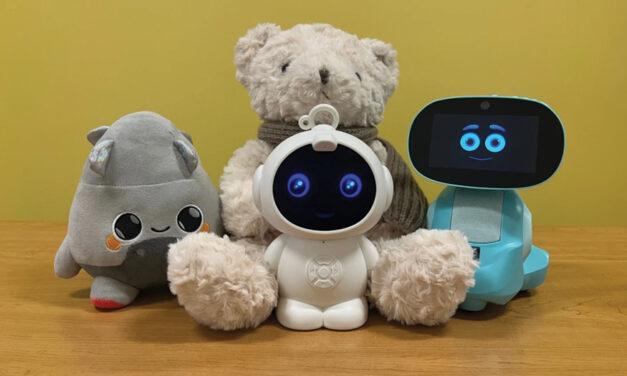Advocacy Groups Urge  Parents To Avoid AI Toys This Holiday Season