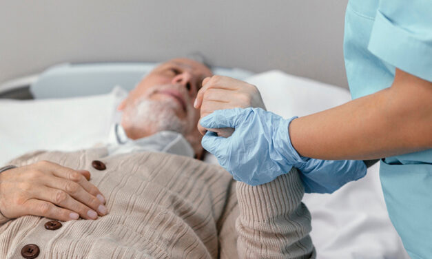 Carolina Caring Seeks  Compassionate Volunteers, Offers Free Training  On 1/31