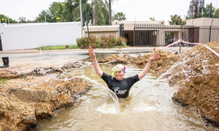 A South African Politician  Goes Snorkeling In A Giant Pothole To Highlight City  Management Failures